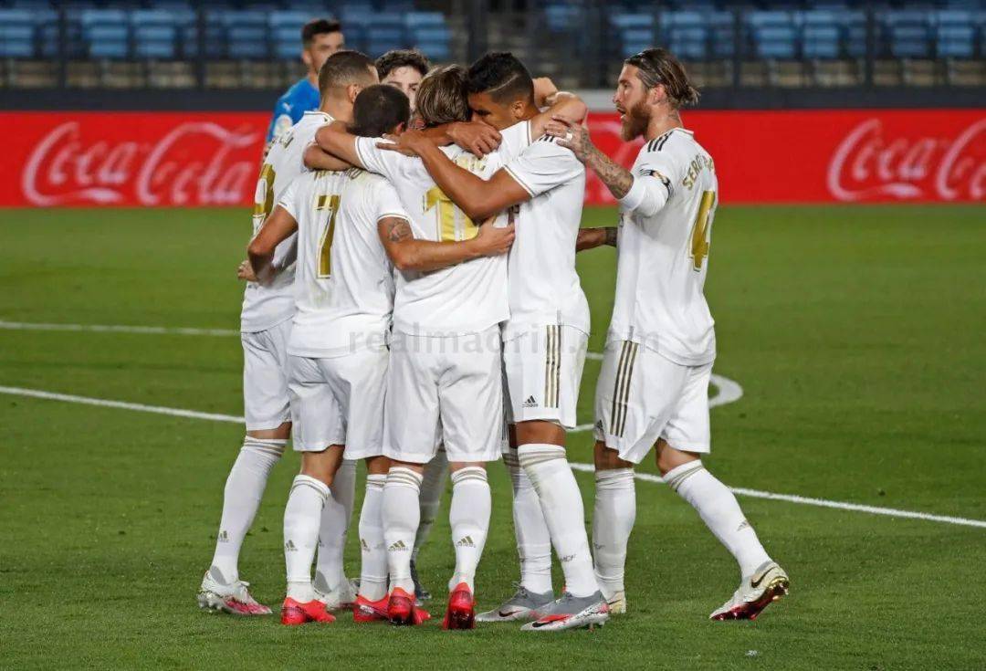 在团队配合 在团队配合